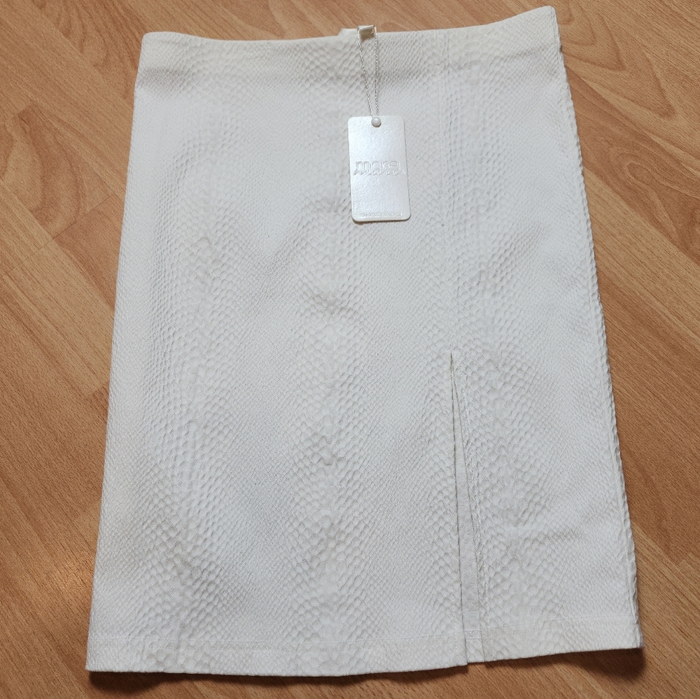NWT Mare Mare White Textured Pull On Pencil Skirt Size Large Stretch Slit